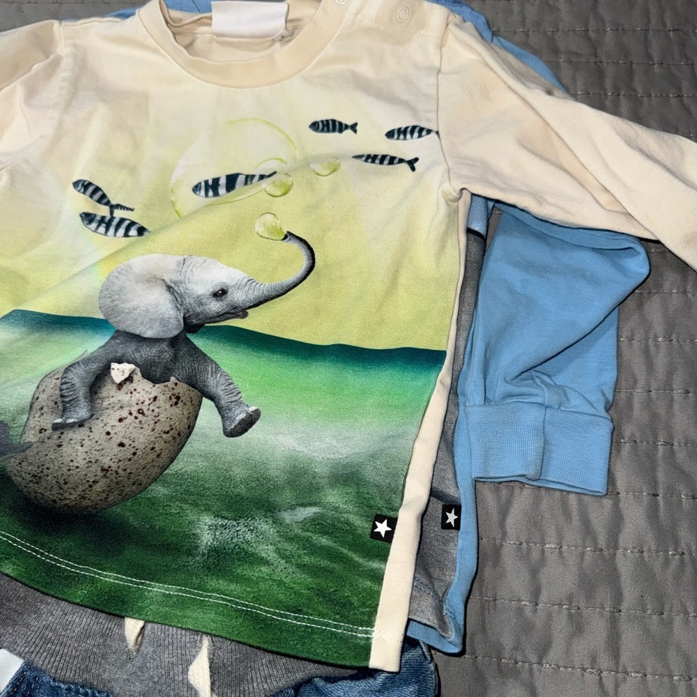 Molo Boys & gap bundle size 2 - Picture 7 of 12